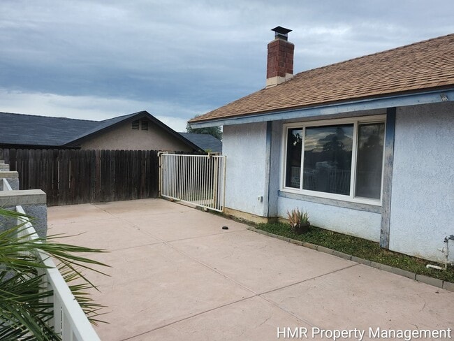 Building Photo - Spacious 4-Bedroom Home with Pool