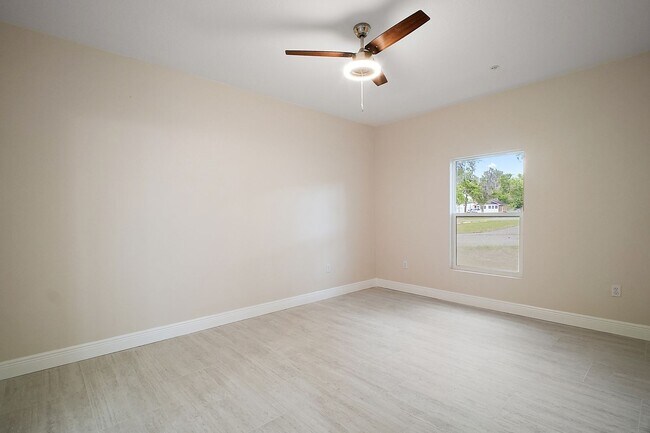 Building Photo - Luxury 2 Bed 2 Bath, Downtown Eustis Full ...
