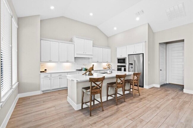 Building Photo - 24915 Heather Glade Trail