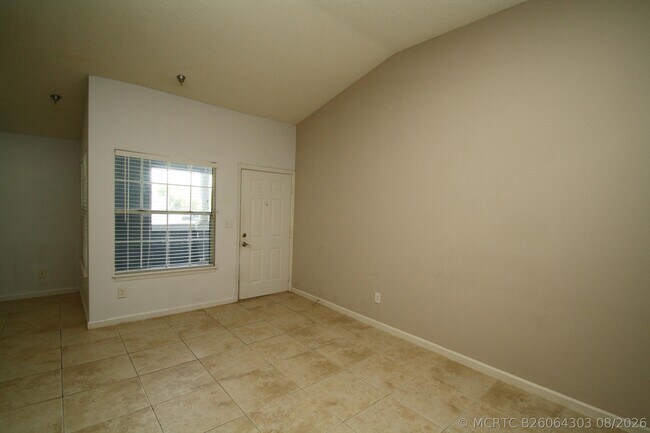 Building Photo - 1000 Crystal Way