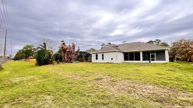 Building Photo - Spacious 4BR Home in Winter Springs | 2,874 Sq Ft | Pet-Friendly | Near Park & Playground