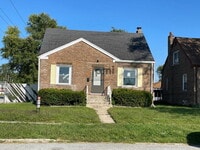 Building Photo - 3703 Towle Ave