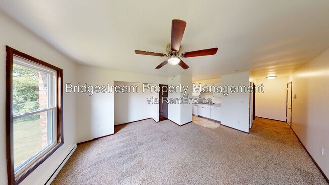 Building Photo - 7123 N Springboro Pike