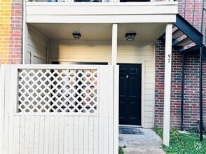 Building Photo - 8055 Cambridge St