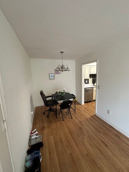 Building Photo - 2118 Acklen Ave
