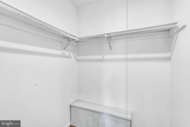 Building Photo - 271 Andover Pl