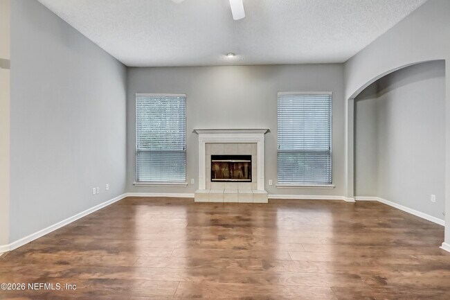 Building Photo - 4613 W Catbrier Ct