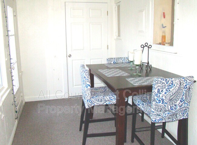 Building Photo - 401 Elm St