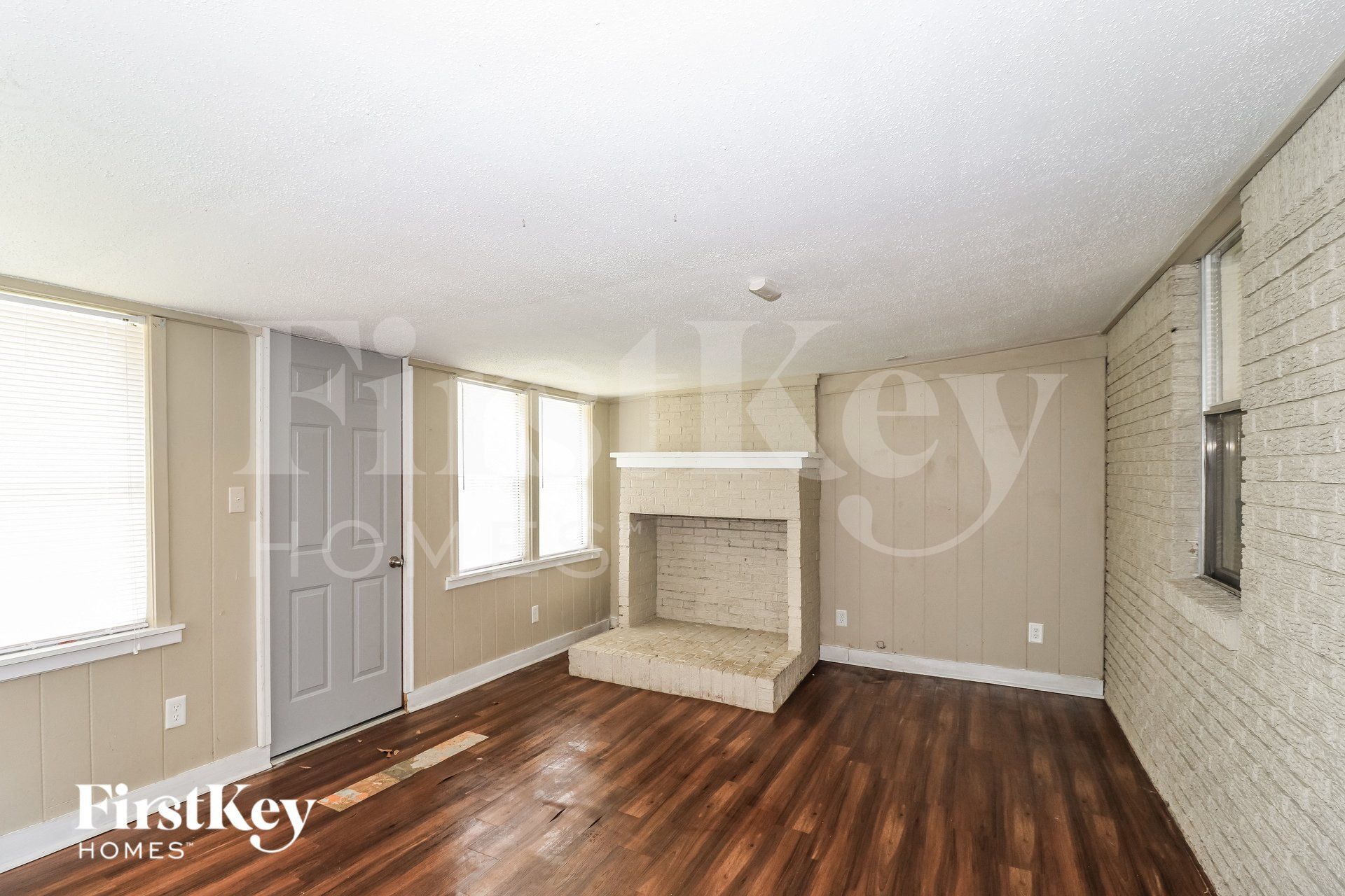 Building Photo - 5124 Blueridge Dr