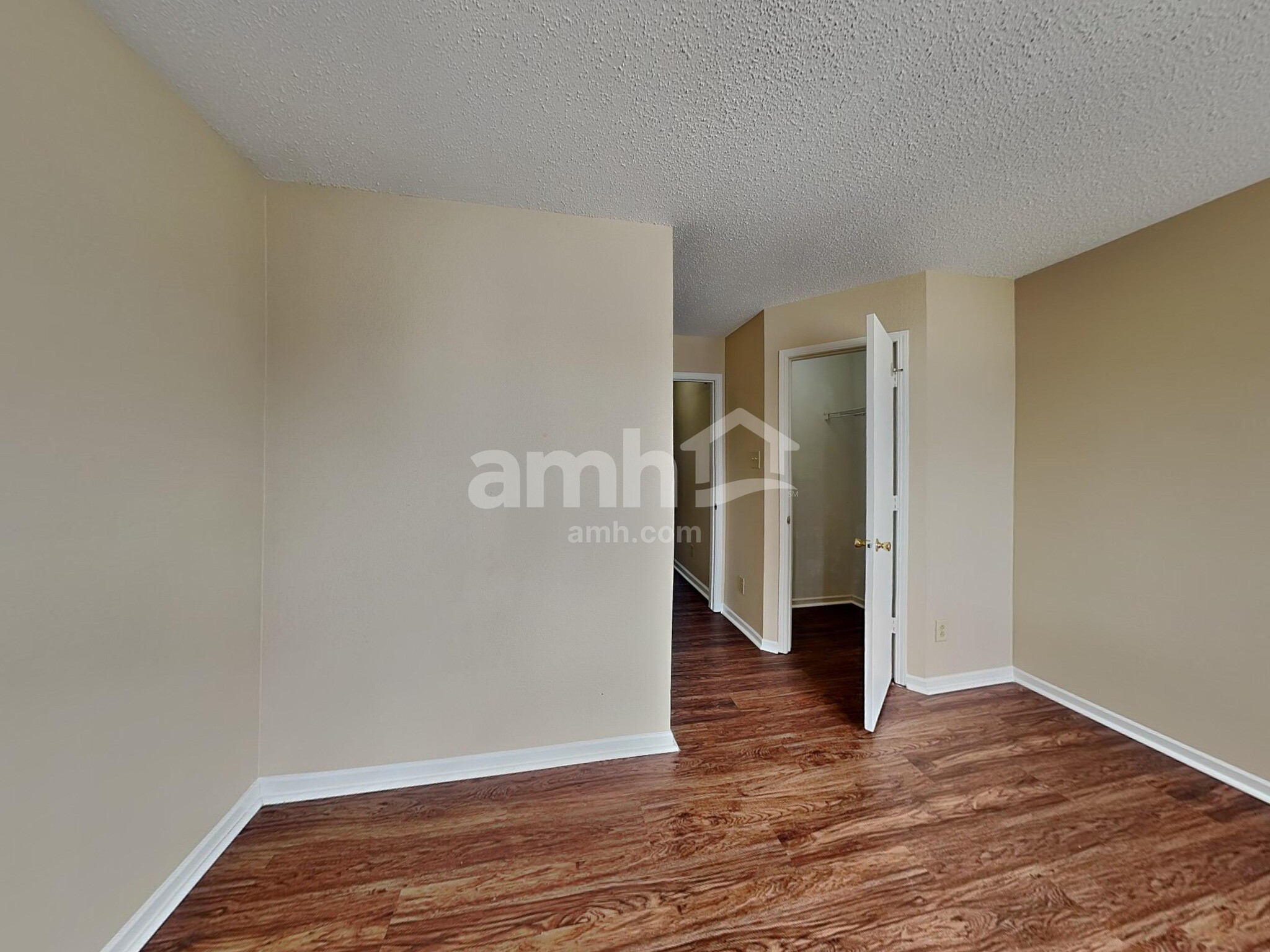 Building Photo - 5635 Olive Branch Way