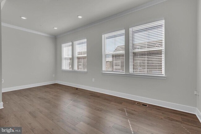 Building Photo - 5754 Frederick Douglas Pl