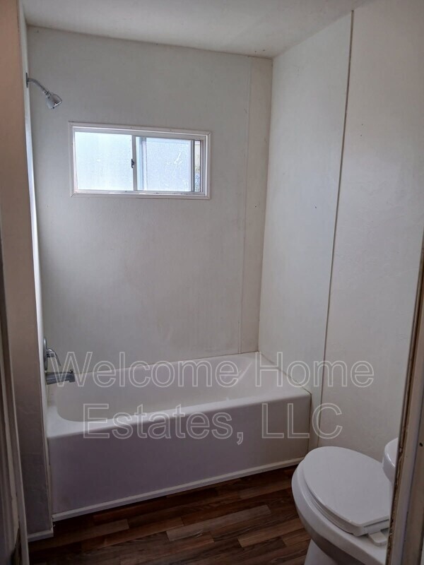 Building Photo - 3311 N Flowing Wells Rd