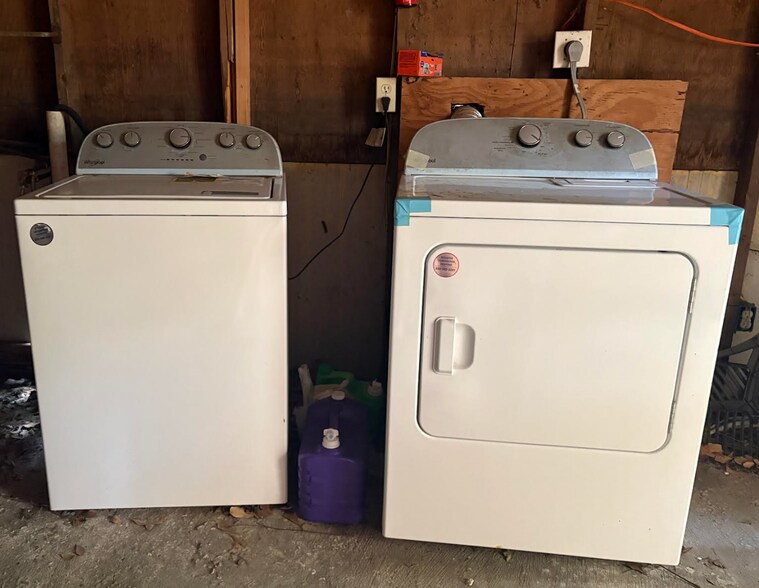 Building Photo - 2666 Clover St