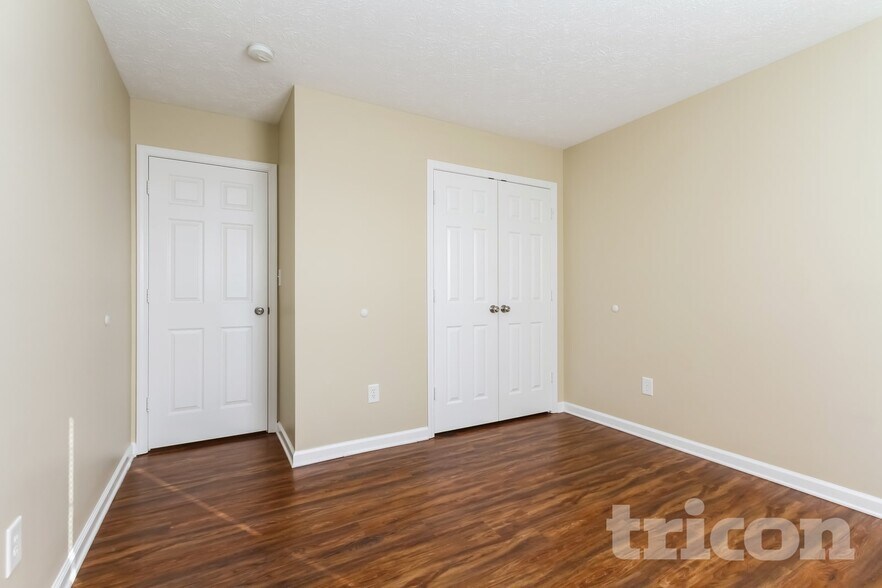 Building Photo - 2940 Armaugh Dr