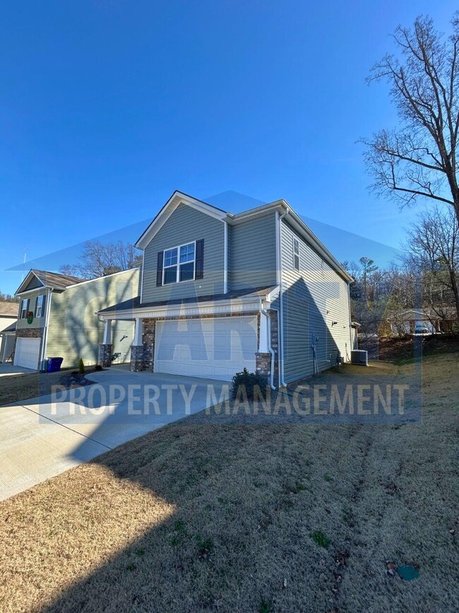 Building Photo - 3336 Harmony Ct NE