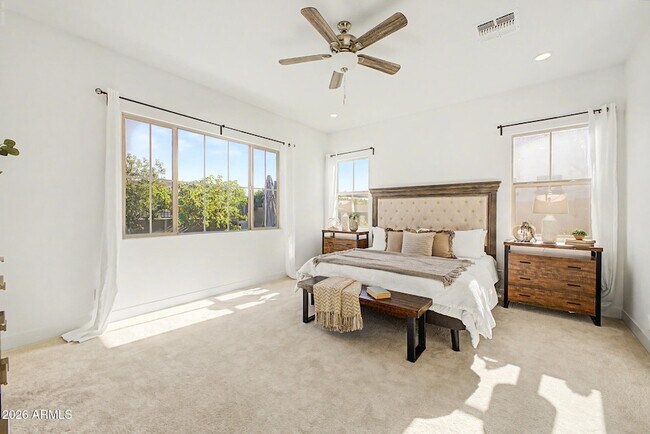 Building Photo - 2083 E Scorpio Pl