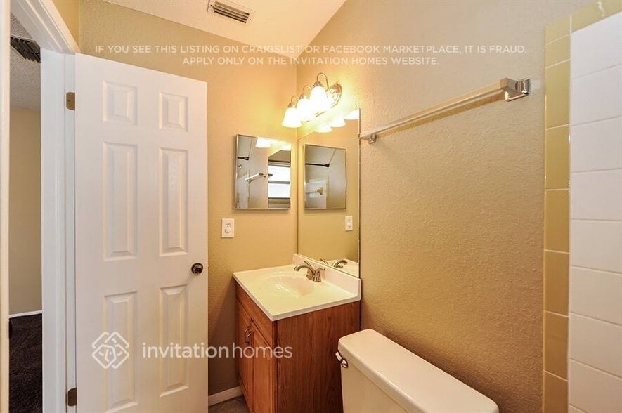 Building Photo - 4128 Gray Squirrel Ln