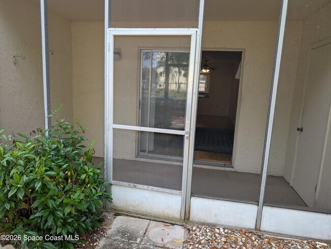 Building Photo - 3135 Shady Dell Ln