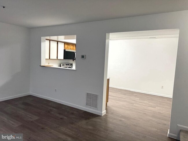 Building Photo - 7951 Otter Cove Ct