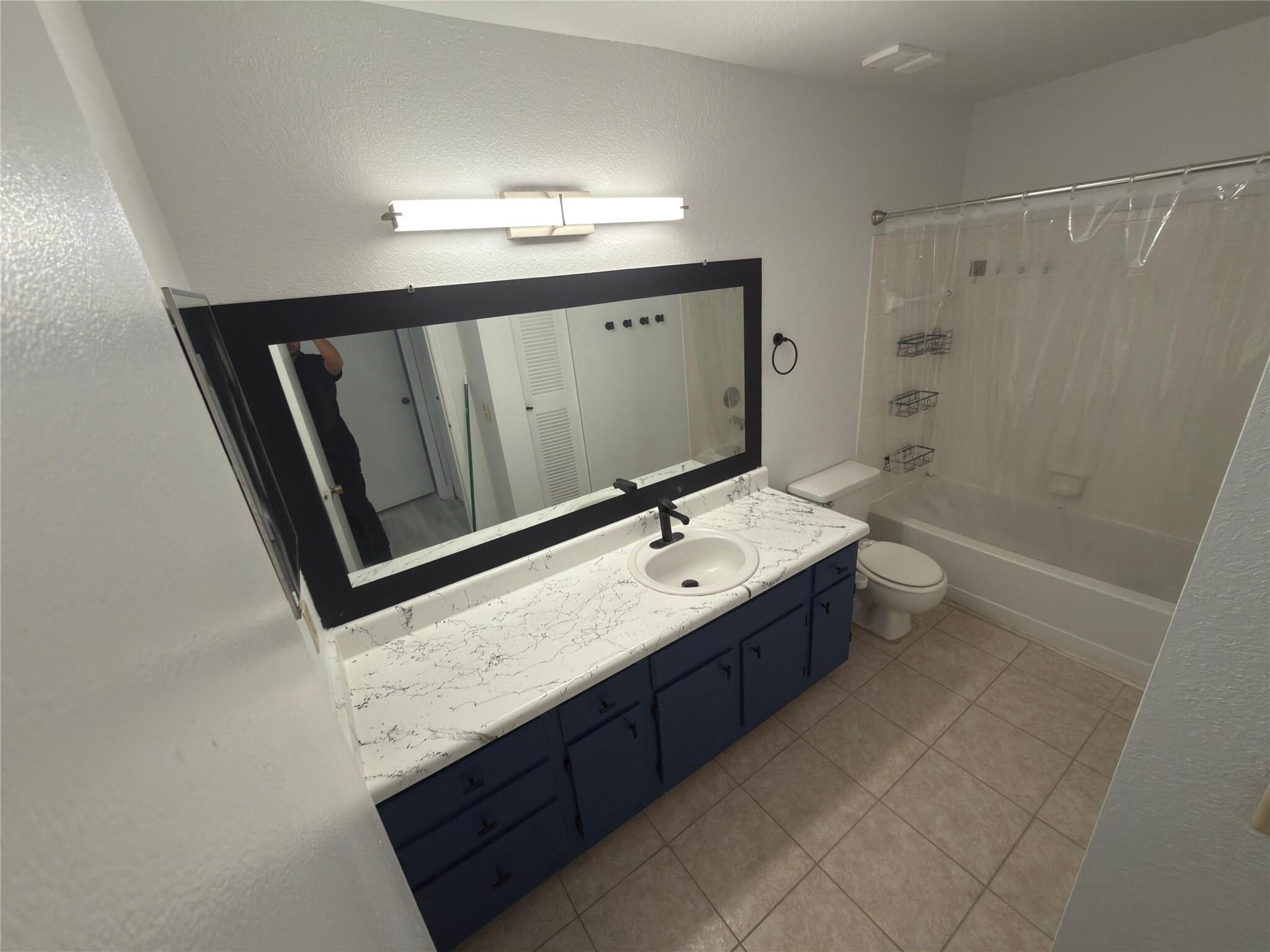 Building Photo - 3470 Pinewalk Dr N