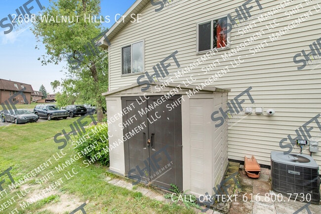 Building Photo - 2688 Walnut Hills Ct SE