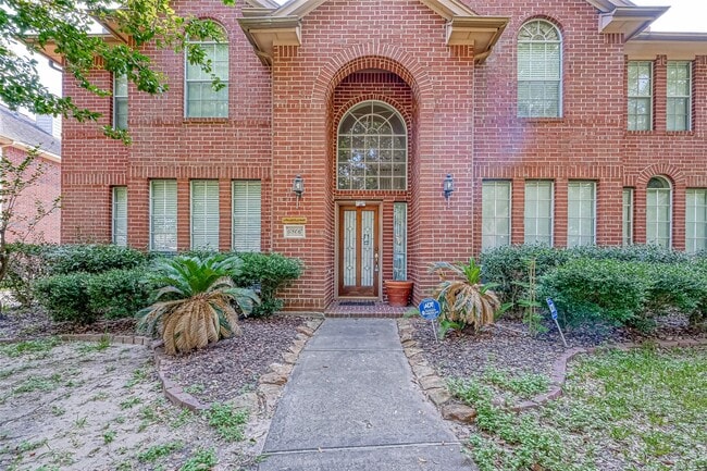 Building Photo - 6806 Rhodes Ct