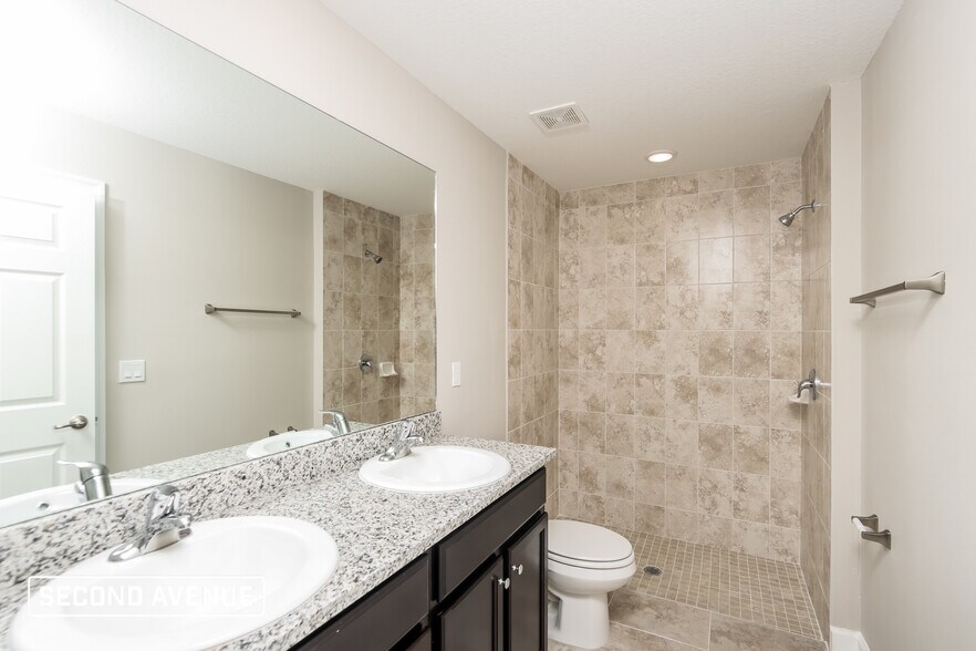 Building Photo - 447 Hallmark St SE