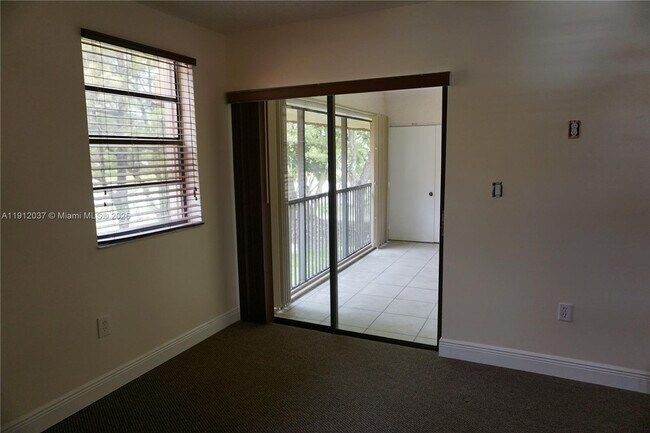 Building Photo - 8632 NW 34th Pl