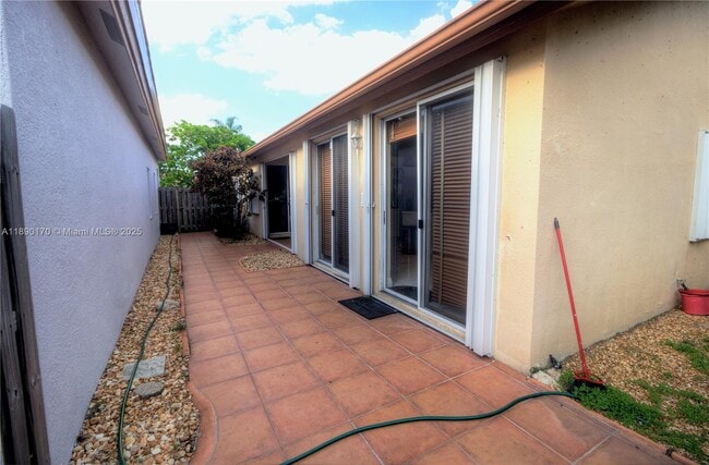 Building Photo - 9928 NW 29th Terrace