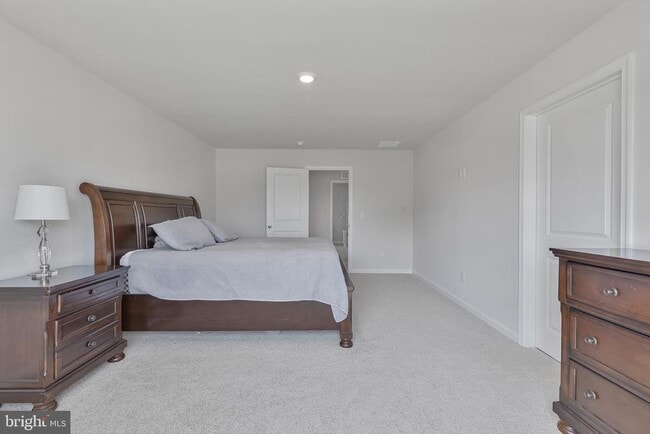 Building Photo - 187 Gatehouse Pl