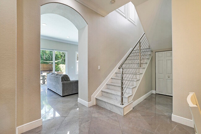 Building Photo - 7167 Ivy Crossing Ln