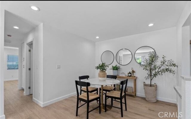Building Photo - 25786 Via Lomas