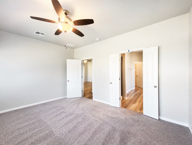 Building Photo - AVAILABLE SOON! APPLY ON OUR WEBSITE!