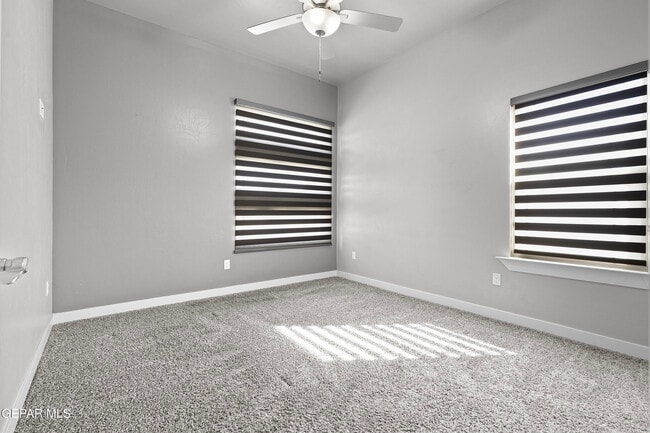 Building Photo - 2801 Tierra Garden Dr