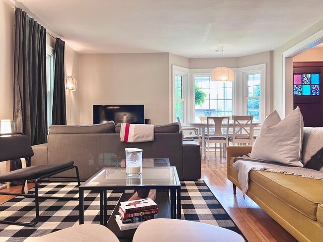 Building Photo - The Ideal TC Downtown Retreat