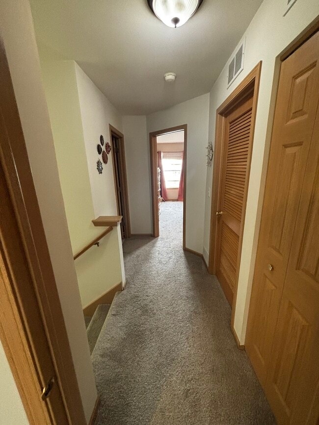Building Photo - 1523 Grand Dr