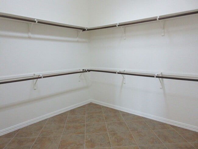 Building Photo - Four Bedroom Home in Round Rock - Paloma Lake