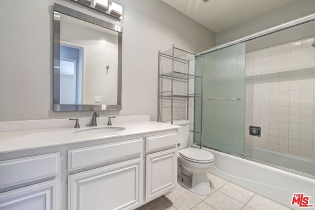 Building Photo - 1560 Michael Ln