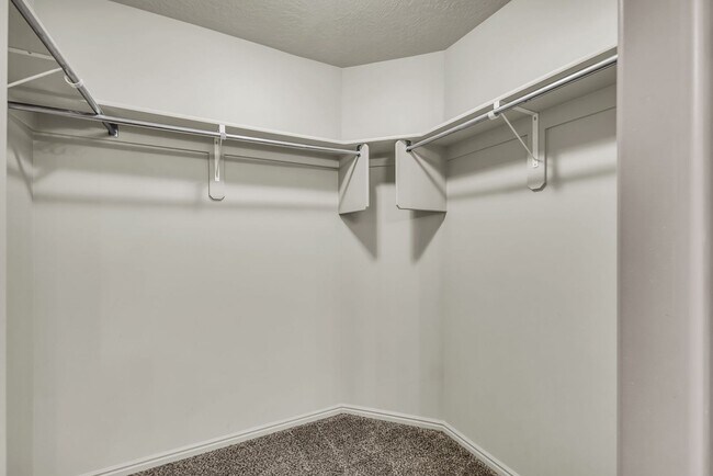 Building Photo - Spacious 4-Bedroom Home Near Hill Air Force Base