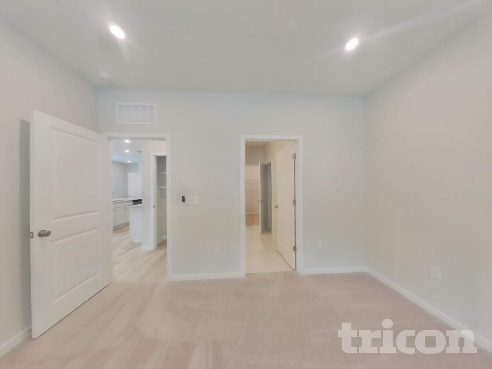 Building Photo - 14897 Praline Ct