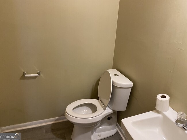 Building Photo - 23 E New St