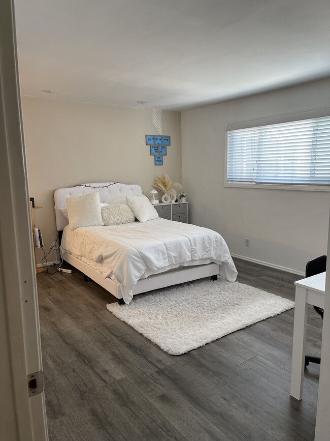 Building Photo - 960 S Westgate Ave