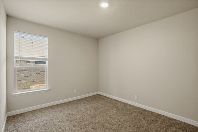 Building Photo - 11536 Harp Ln