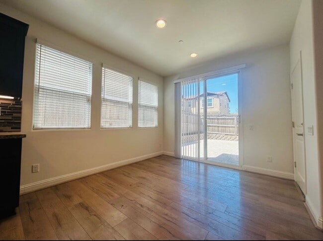 Building Photo - 1172 Fox Field Ln