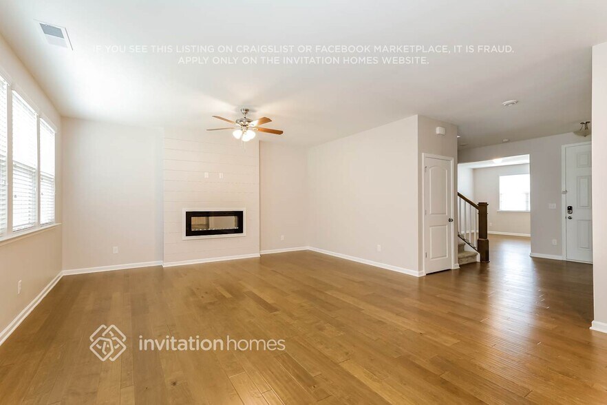 Building Photo - 15201 Autumn Sage Dr