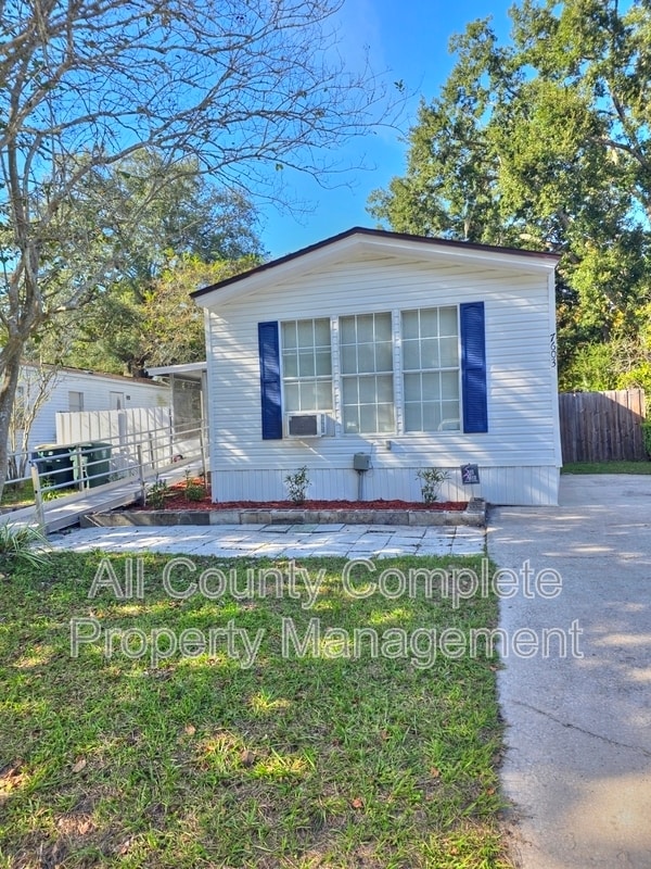 Building Photo - 7603 Plumwood Dr