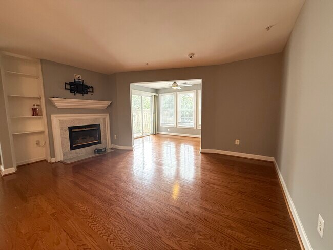 Building Photo - 12205 Fairfield House Dr