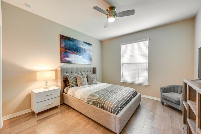 Building Photo - 9413 Terresina Dr