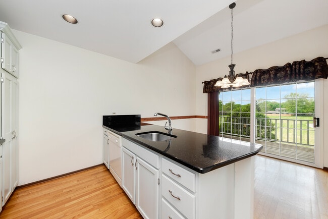 Building Photo - 5S510 Scots Dr