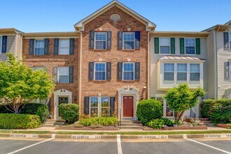 Building Photo - 4264 Wheeled Caisson Square